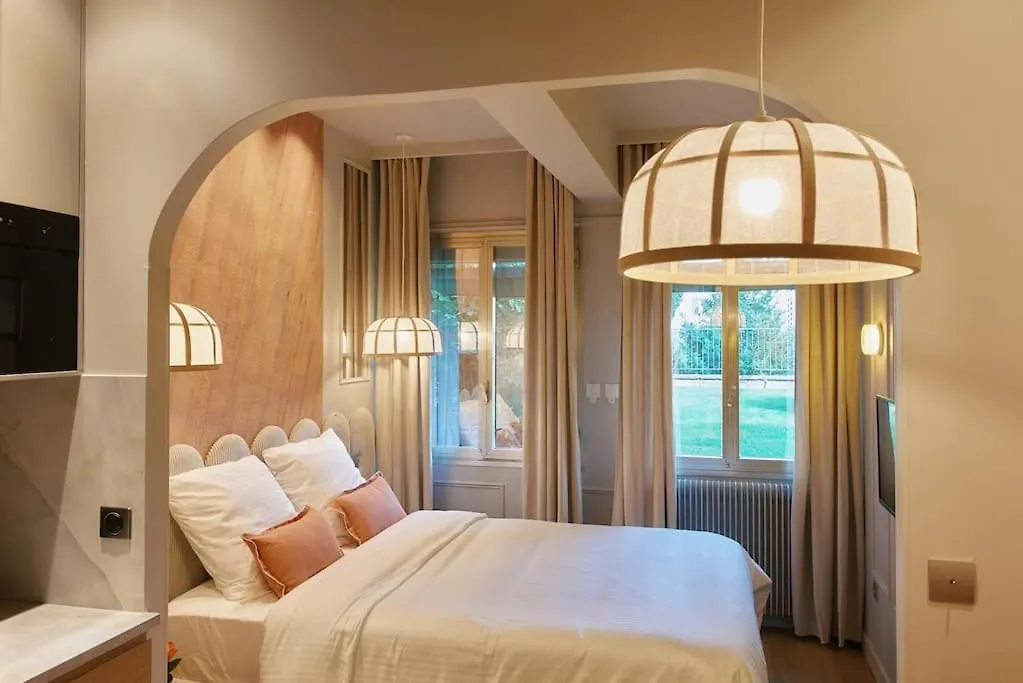 Hermes Room - Duke Housing Paris Apartment